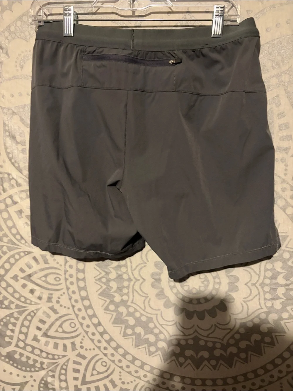 Tailored Athlete Training Shorts Size Medium Gray Zipper Pockets Lined